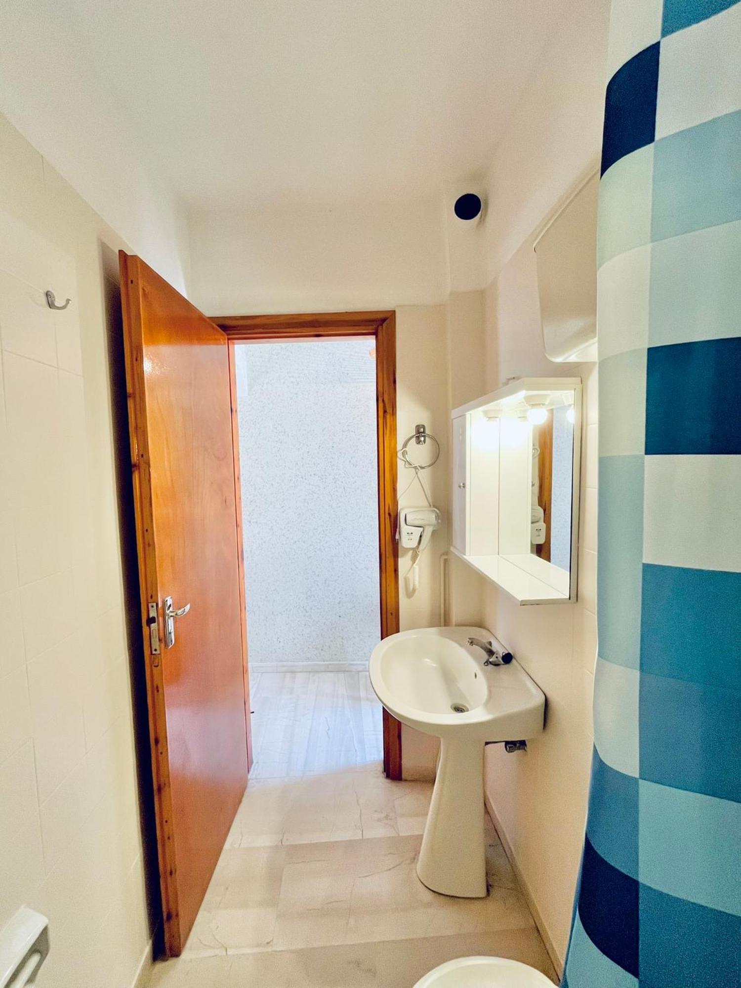 Oelia Rooms & Apartments Agia Marina  Exteriör bild