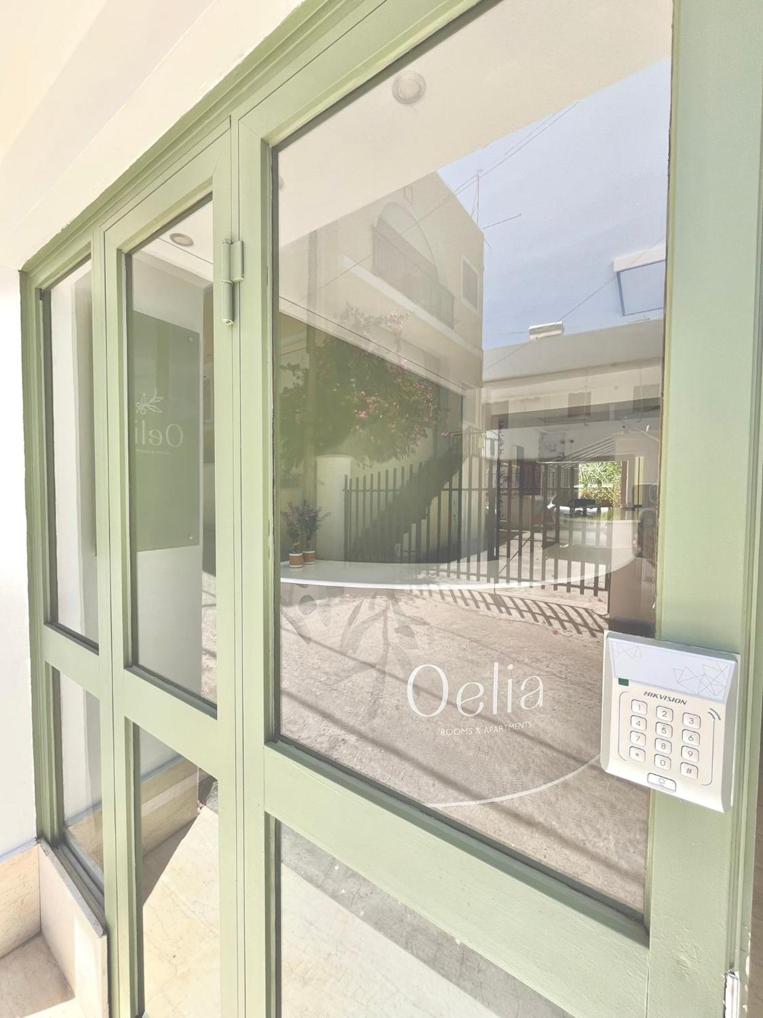 Oelia Rooms & Apartments Agia Marina  Exteriör bild