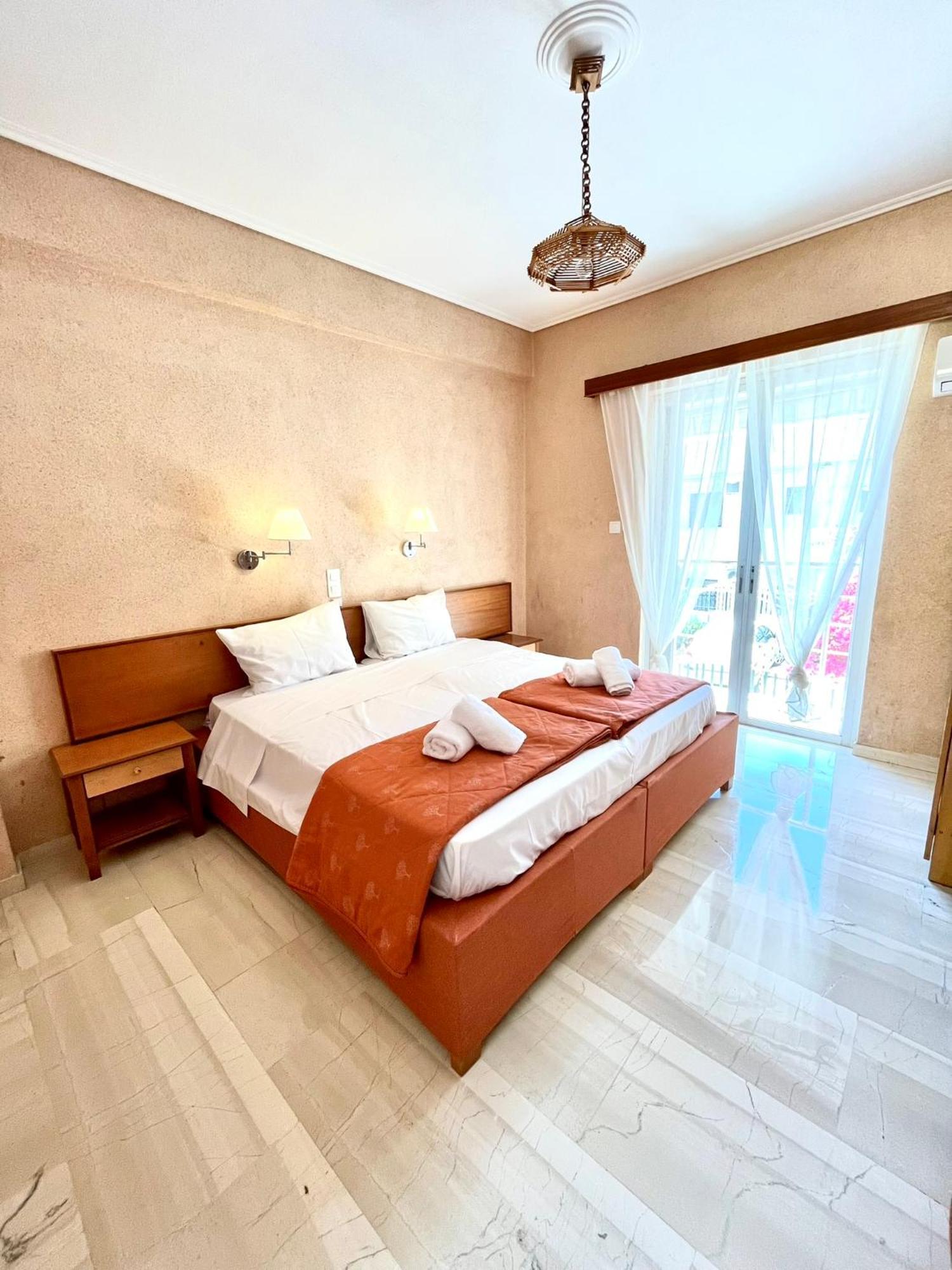 Oelia Rooms & Apartments Agia Marina  Exteriör bild